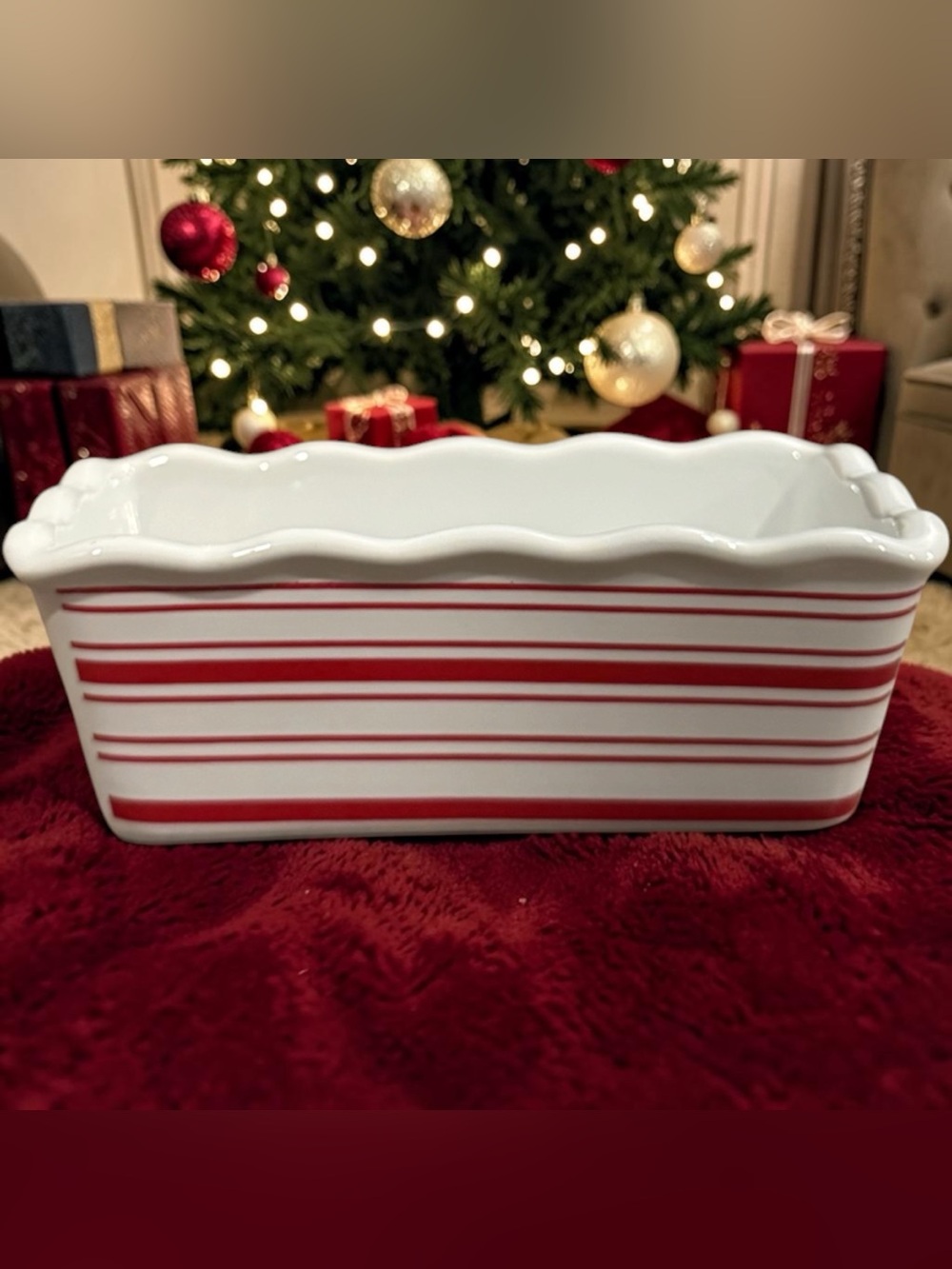 White Ceramic Stripe Loaf Pan with Red Lines